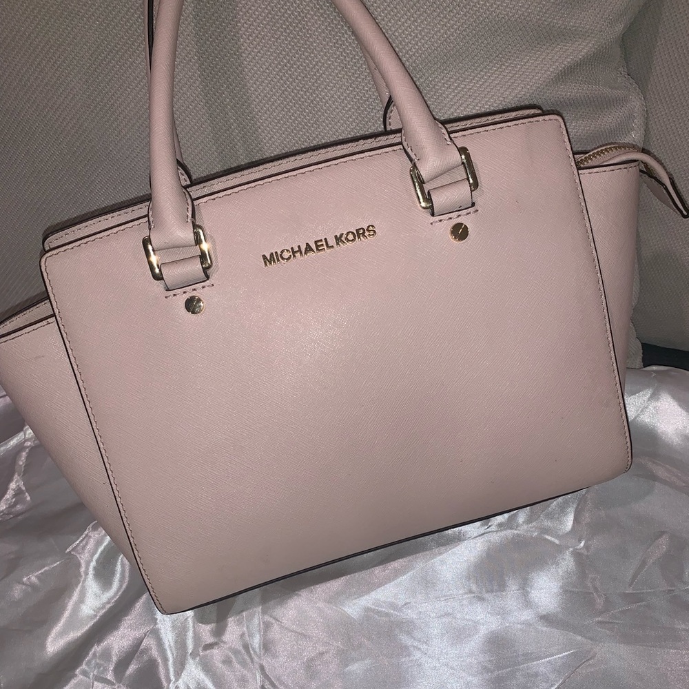 Micheal Kors handbag